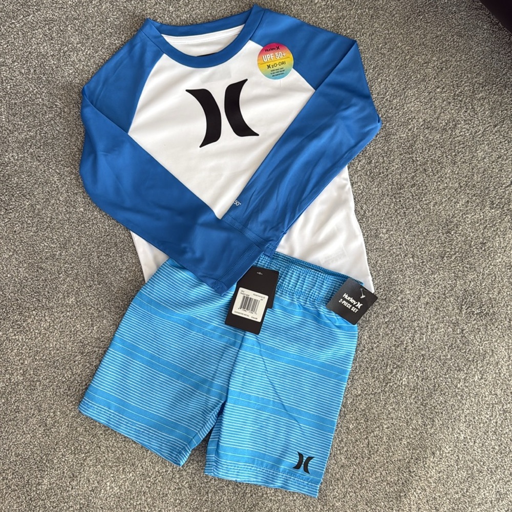 NWT Hurley bathing suit set size 4T